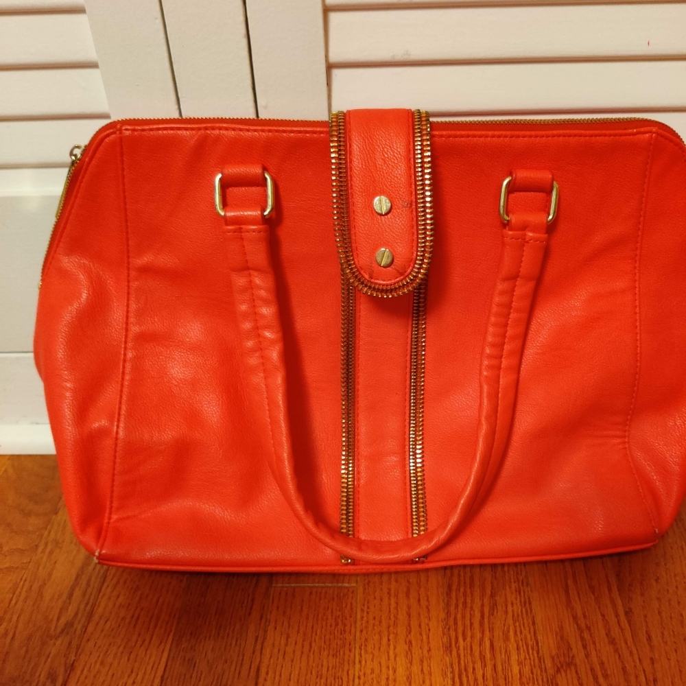 Olivia and Joy large bag